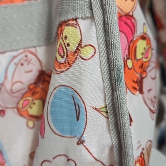 Disney Tsum Tsum Winnie the Pooh backpack - Picture 9 of 11